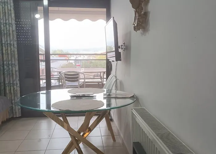Διαμέρισμα ζ Luxury Near Airport *